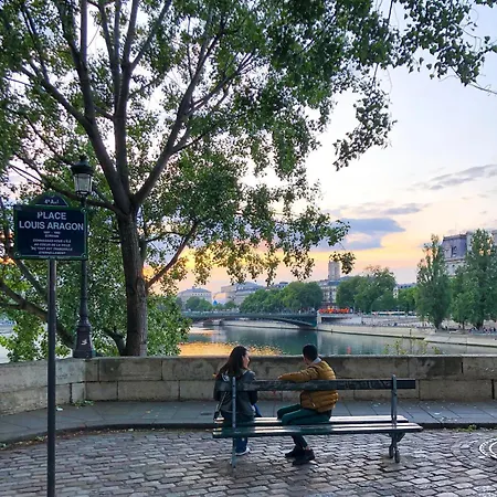דירה Quiet Retreat In Le Marais *