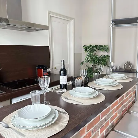 Le Marais - Premium For 5 *