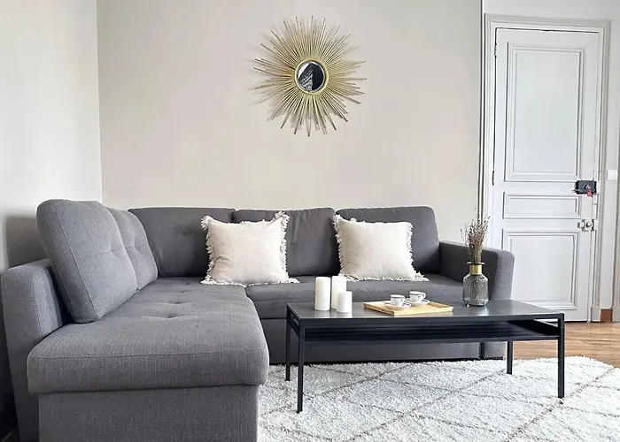 Le Marais - Premium For 5