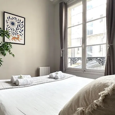 Le Marais - Premium For 5 Apartmán